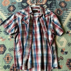 Howler bros. Size large. Red white blue plaid.
